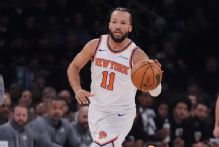 Knicks end 4-game skid with blowout home win against Nets