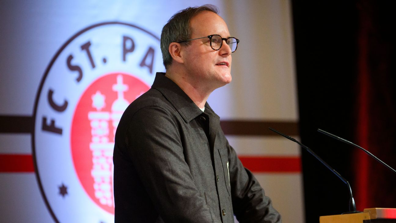 German official calls for World Cup boycott talks