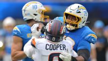 Source: Chargers to re-sign versatile OL Trey Pipkins