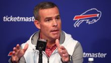 Bills: GM desecha críticas externas por nuevo cambio de coach