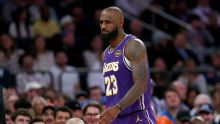 Fuentes: Se espera que LeBron James permanezca con Lakers toda la temporada