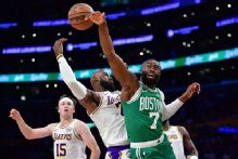 Lakers' LeBron James endorses Celtics' Jaylen Brown for MVP