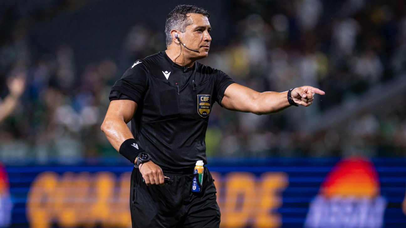 Referee warned after same team kicks off twice
