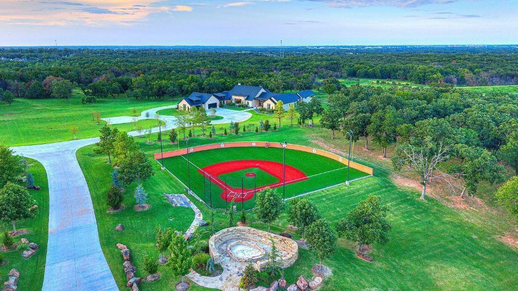 Matt Holliday's Stillwater estate listed for $12 million