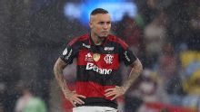 Krasnodar recua após quase acerto com Flamengo por Cebolinha e mira ex-Corinthians como reforço
