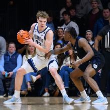 Villanova says Matt Hodge suffered season-ending ACL tear