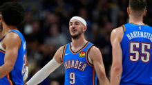 Alex Caruso e Isaiah Hartenstein salen lesionados del juego ante Knicks