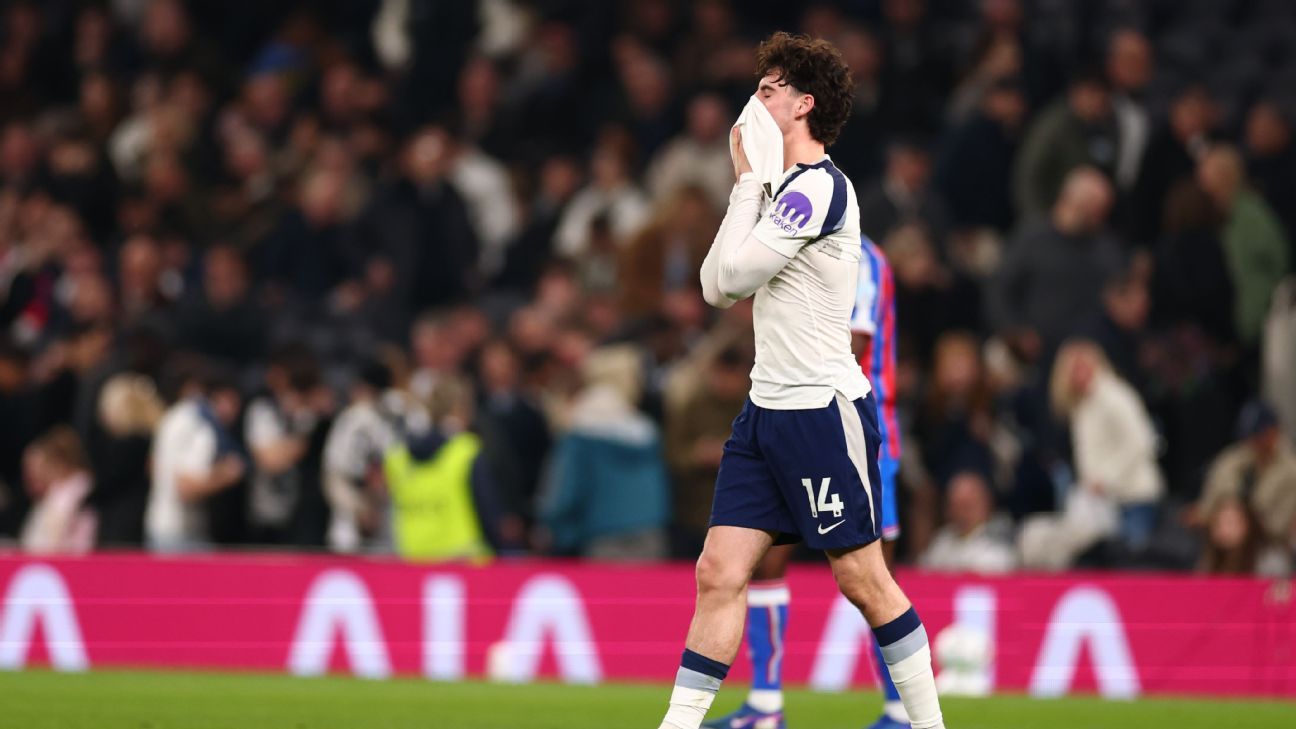 O zagueiro central de Archie Gray foi cotado por Igor Tudor, do Tottenham