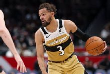 Despite rust, Trae Young dazzles Wizards crowd in 19-minute debut