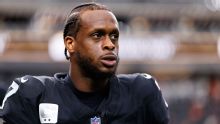 Raiders liberarán al QB Geno Smith, salvo intercambio; fuentes