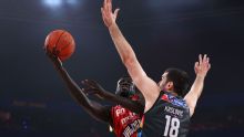 Perth crush Melbourne to book NBL semis berth