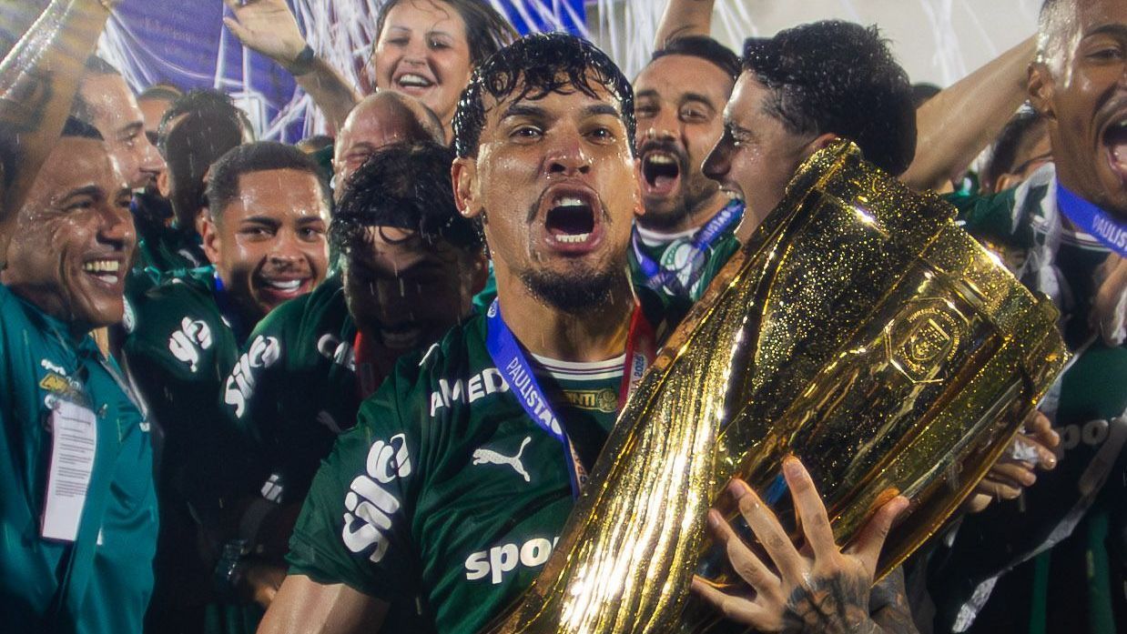 Gustavo Gómez deixa Ademir da Guia e outros para trás e vira jogador mais vezes campeão no Palmeiras