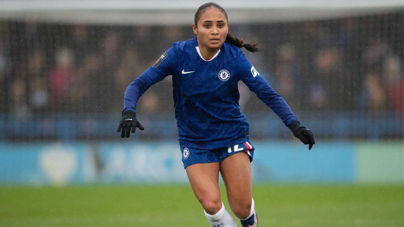 A estrela do USWNT, Alyssa Thompson, elogiou o Chelsea por ajudar no jogo, mas admite que a final da Copa da Liga está sob pressão