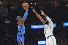 Gilgeous-Alexander eclipses Wilt for NBA's longest 20-point streak