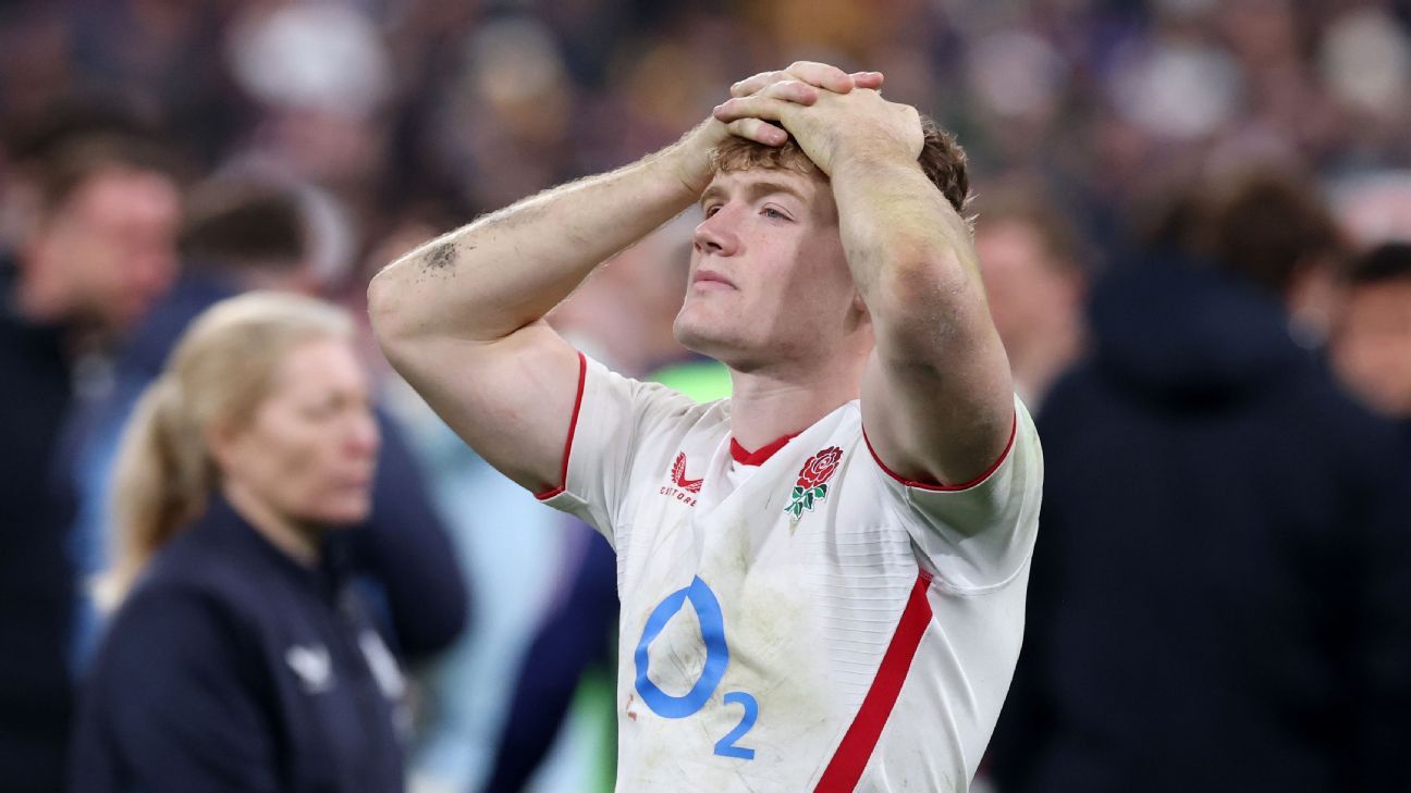 England's Smith a doubt to face Australia