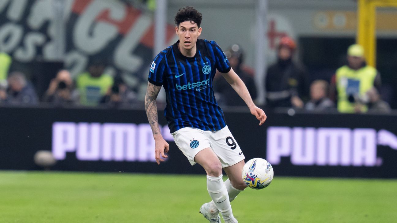 Barcelona eye move for Inter Milan defender Alessandro Bastoni - sources