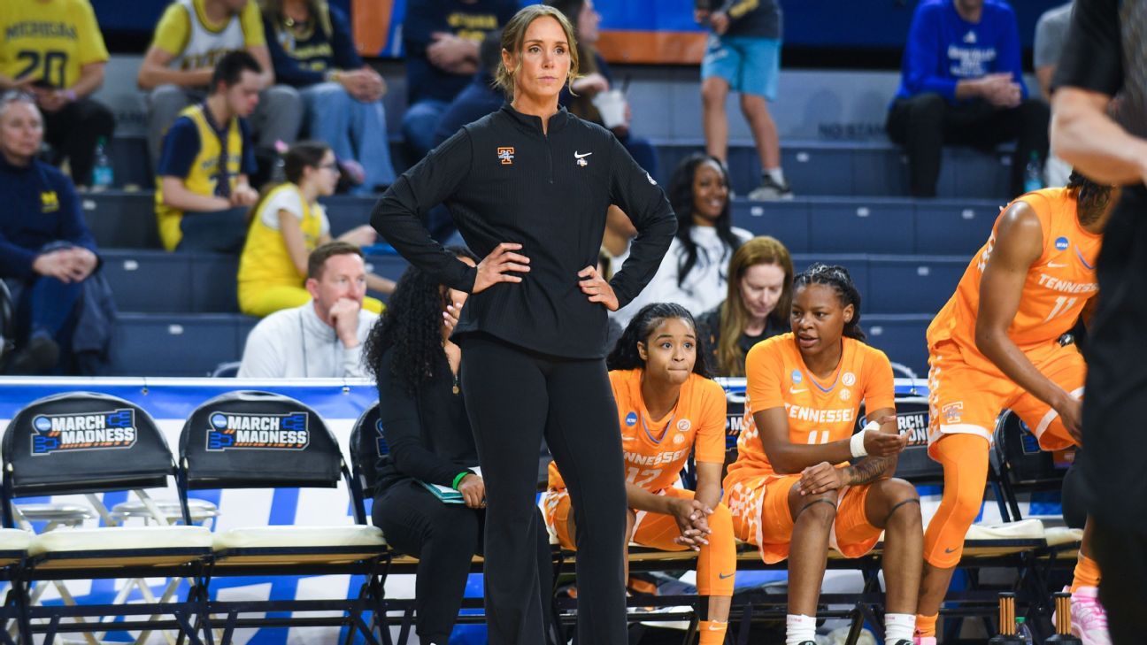 Caldwell takes blame as Lady Vols drop 8th straight