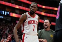 Kevin Durant passes Michael Jordan for fifth on scoring list