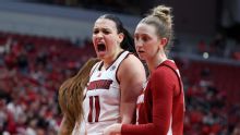 Women's March Madness Day 4: Second-round scores, analysis