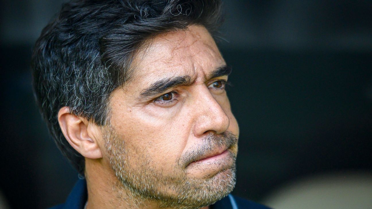 Palmeiras vê 'perseguição' a Abel Ferreira e usa exemplos de rivais para questionar STJD