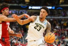 Yaxel Lendeborg takes over as Michigan tops Alabama in Sweet 16