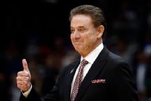 Sources: St. John's makes Rick Pitino 2nd-highest paid in Big East