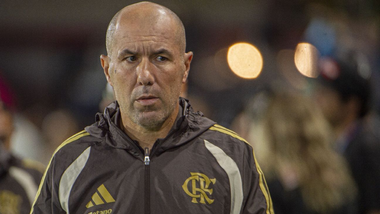 Jardim desabafa após derrota dura do Flamengo: ‘Estamos todos envergonhados, temos que ter outra postura’