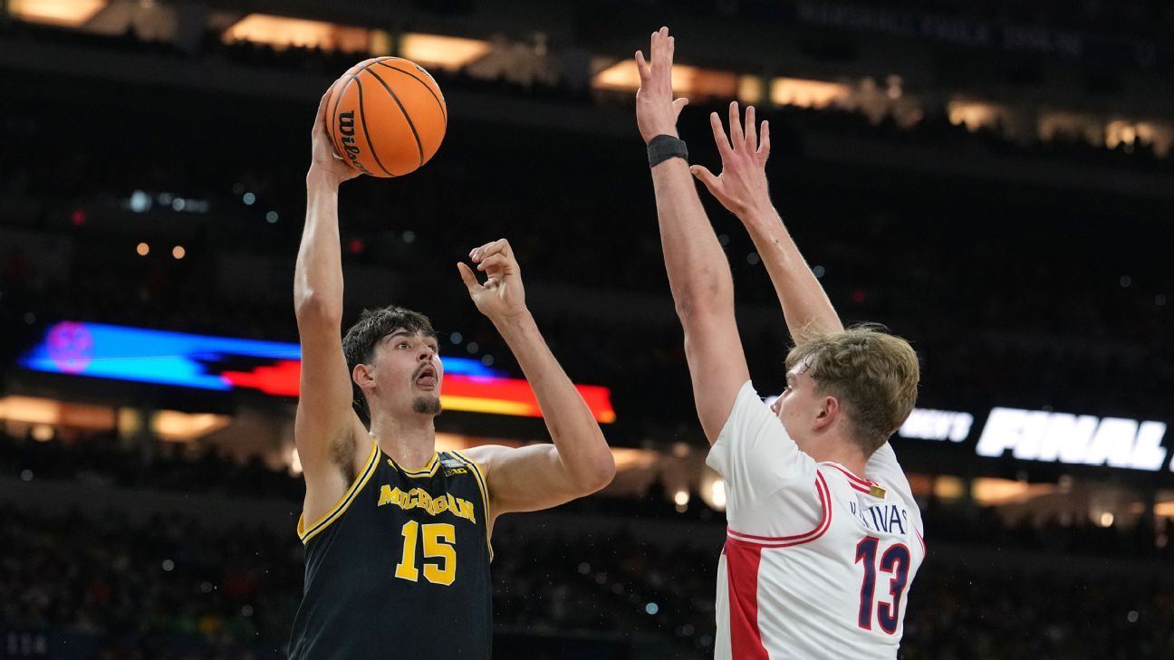 Follow live: Michigan, Arizona battle for spot in championship