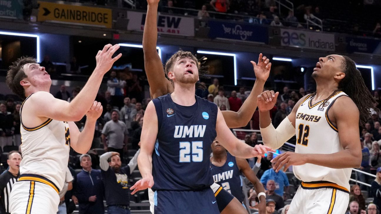 Putback at buzzer gives Mary Washington Division III title