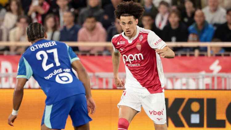 स्थानांतरण अफवाहें, समाचार: मैन यूनाइटेड, लिवरपूल मोनाको को आगे बढ़ाने के लिए लड़ते हैं