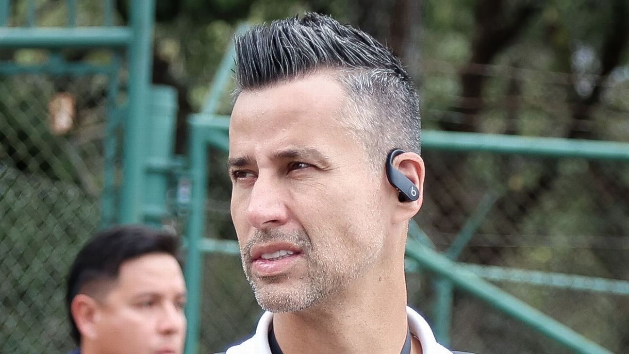 Aos 45 anos, Fábio, do Fluminense, quebra longa escrita e se torna atleta mais velho a jogar partida da Libertadores