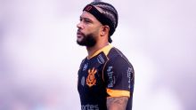 Memphis Depay vai renovar ou sair do Corinthians? Os bastidores de negociações de salários e dívida milionária