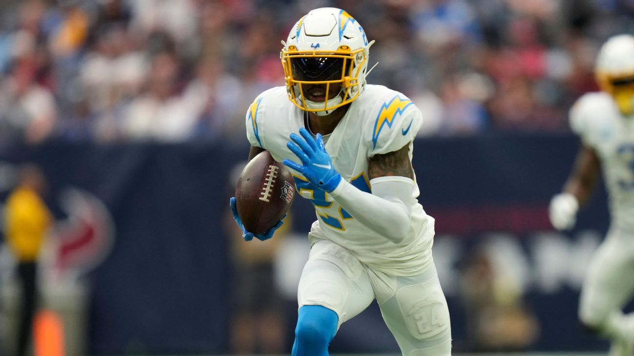 Safety Adderley joins Colts, ending retirement