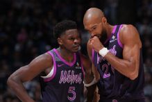 Edwards, Wolves ready to 'flip the switch' off uneven season