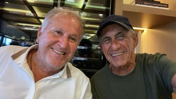 Cantor Fagner lembra parceria com Zico na Itália e o que ouviu de técnico da Udinese: 'Tinha vaga naquele time'