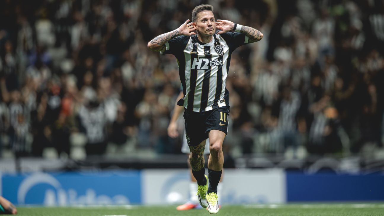 Bernard se desculpa com torcida do Atlético-MG após provocação: 'Não vai acontecer novamente'