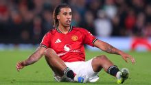 Transfer rumors, news: Man United to offload Yoro to Milan?