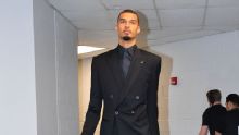 San Antonio Spurs rock matching all-black suits before Game 1