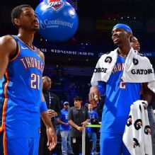 Oklahoma City Thunder dominant in opener, rout Phoenix Suns