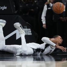 Spurs' Wembanyama (concussion protocol) exits vs. Blazers