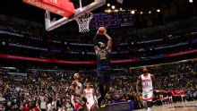 NBA Playoffs: LeBron James sigue haciendo historia, preocupación por Wembanyama y los Sixers sorprenden en Boston