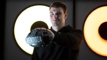Las Vegas Raiders seleciona Fernando Mendoza na 1ª escolha do Draft da NFL