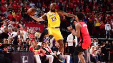 Quase lá: em final de tirar o fôlego, Lakers vencem os Rockets na prorrogação e abrem 3 a 0 na série