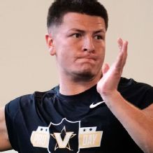 Source: QB Pavia accepts invite to Baltimore Ravens minicamp