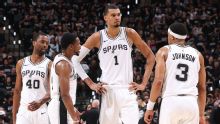 Wembanyama dá show na defesa, Fox no ataque, Spurs eliminam os Trail Blazers de Tiago Splitter e avançam nos playoffs