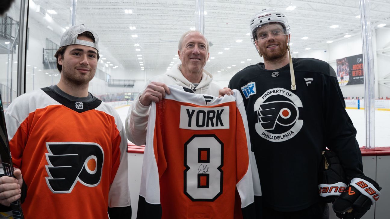 Flyers' Cam York meets fan who caught stick after ...