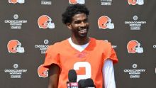 Shedeur Sanders graduates from Colorado, re-creates Deion photo