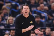 Lakers' Redick rips officiating; Reaves feels 'disrespected'