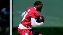 Jeremiyah Love firma contrato de novato con Cardinals