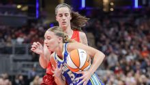 WNBA: Wings y Bueckers frustran el debut de Fever y Caitlin Clark